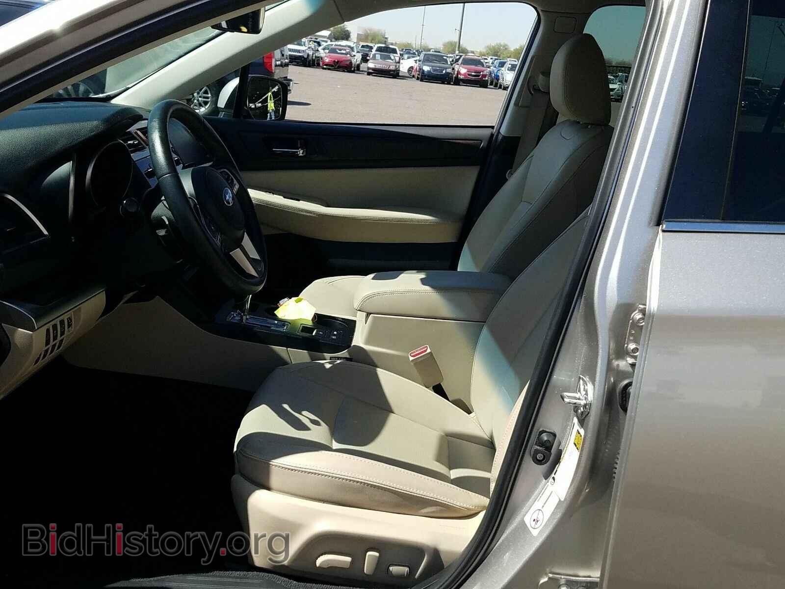 2017 Subaru Outback - VIN: 4S4BSANC4H3355870 - Фото 3