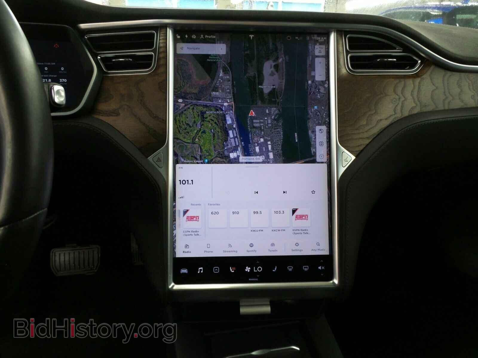 2017 Tesla Model S - VIN: 5YJSA1E25HF190929 - Фото 4