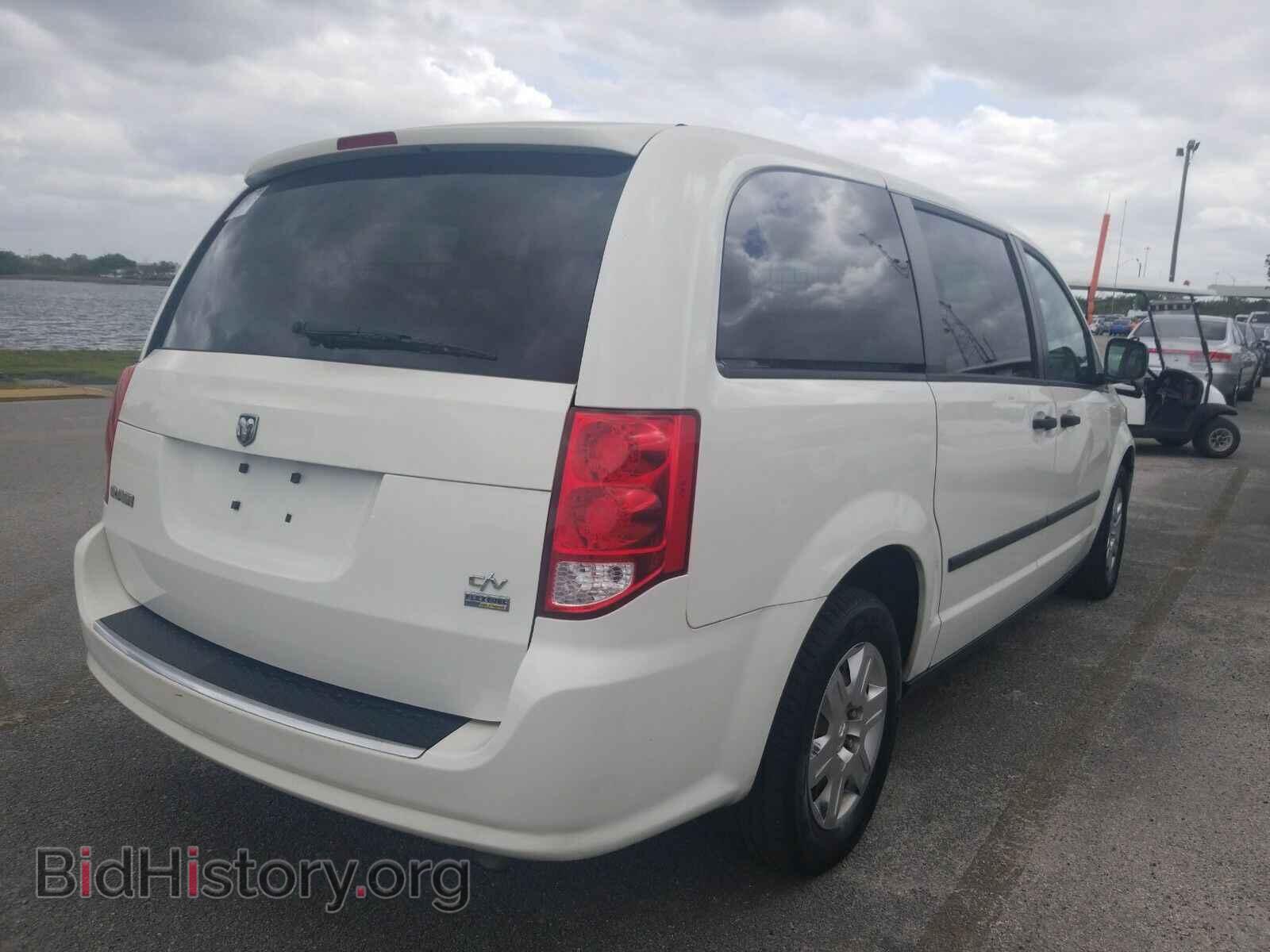 2013 Ram Cargo Van - VIN: 2C4JRGAG6DR762307 - Фото 2