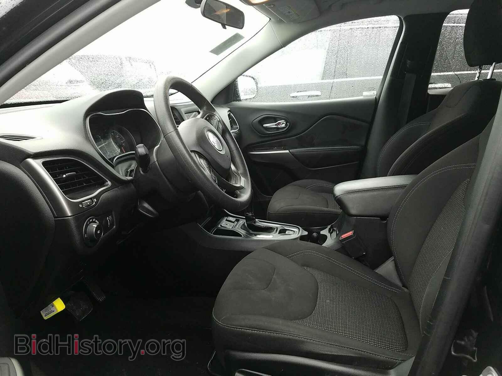 2019 Jeep Cherokee - VIN: 1C4PJLCB7KD297239 - Фото 3