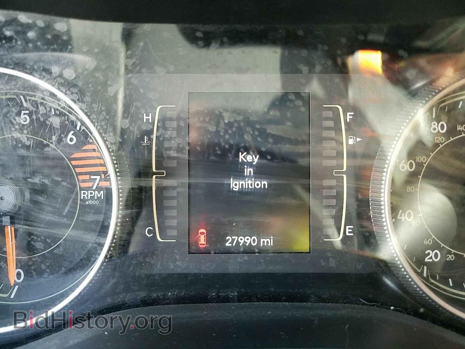 2019 Jeep Cherokee - VIN: 1C4PJLCB7KD297239 - Фото 5