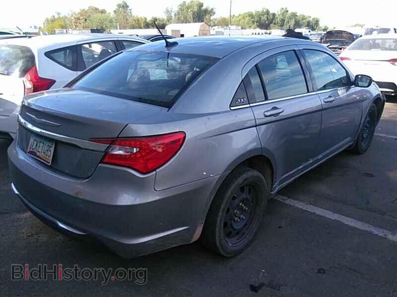 2014 Chrysler 200 - VIN: 1C3CCBAB9EN212927 - Фото 2