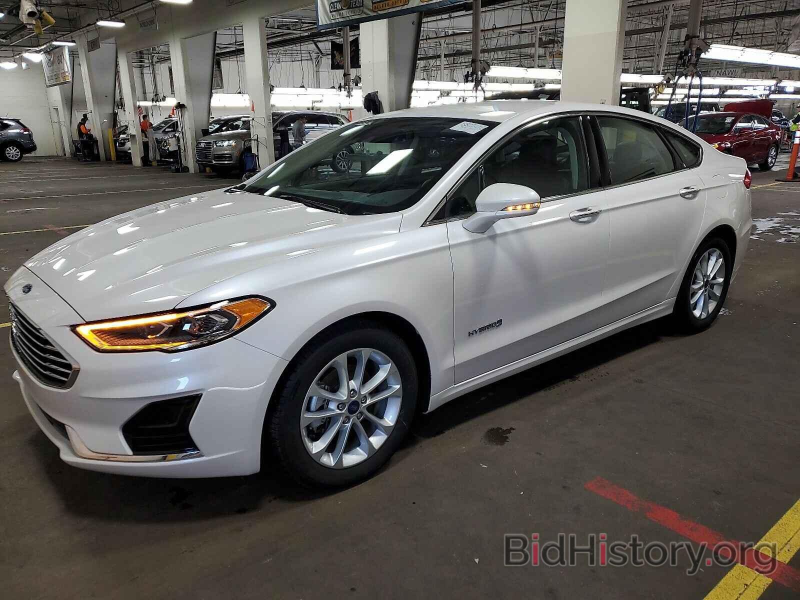 Photo 3FA6P0MU3KR123688 - Ford Fusion Hybrid 2019