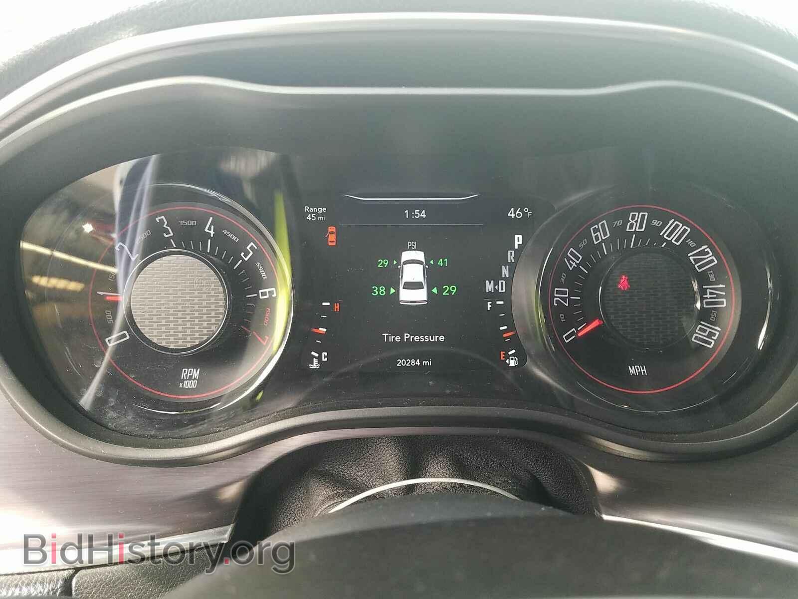 2018 Dodge Challenger - VIN: 2C3CDZAG4JH128017 - Фото 5