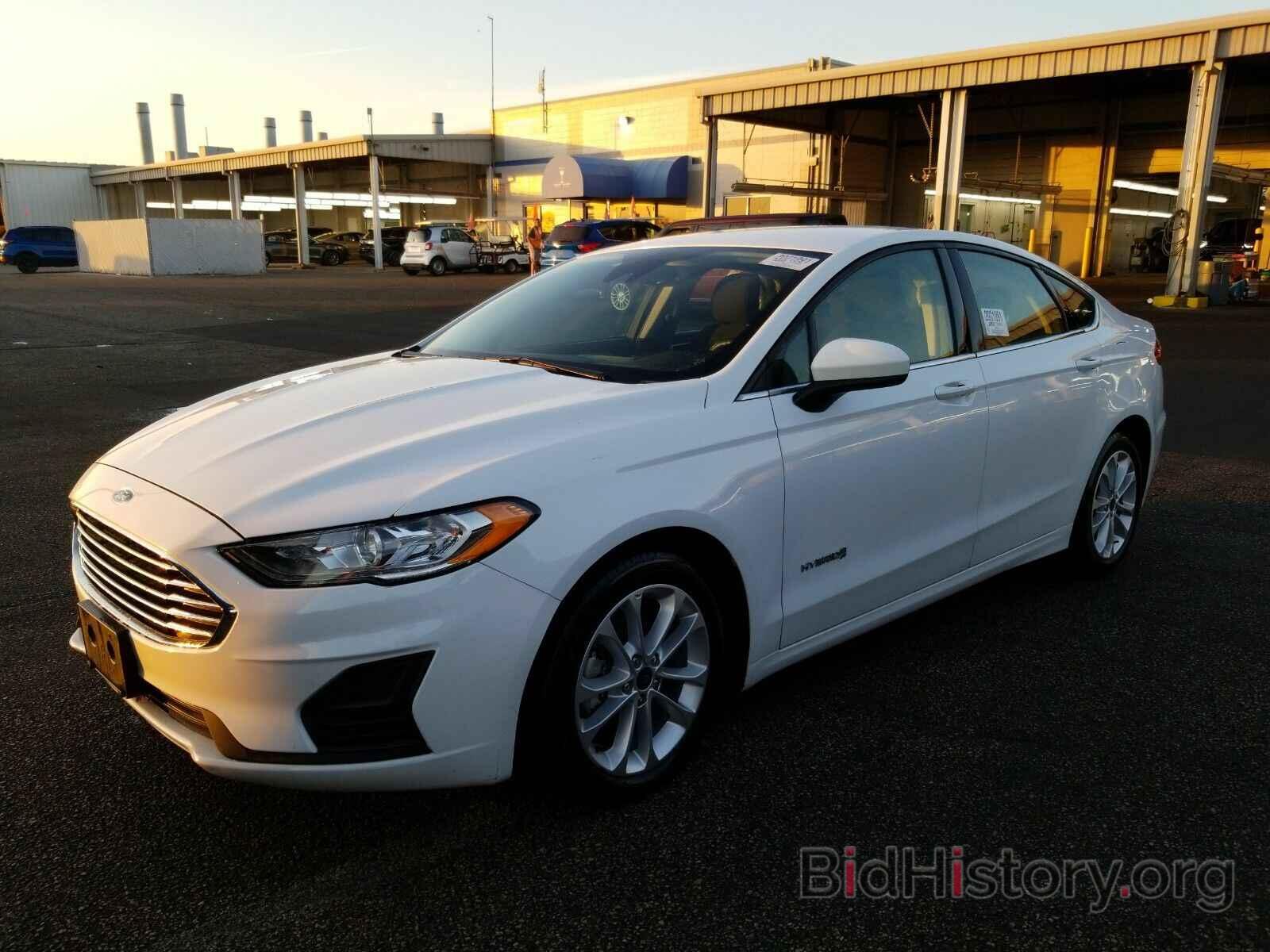 Photo 3FA6P0LU3KR242603 - Ford Fusion Hybrid 2019