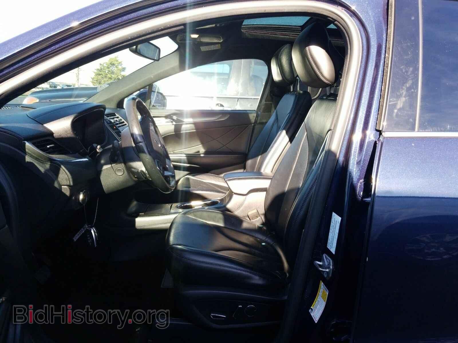 2017 Lincoln MKC - VIN: 5LMCJ3D97HUL20319 - Фото 3