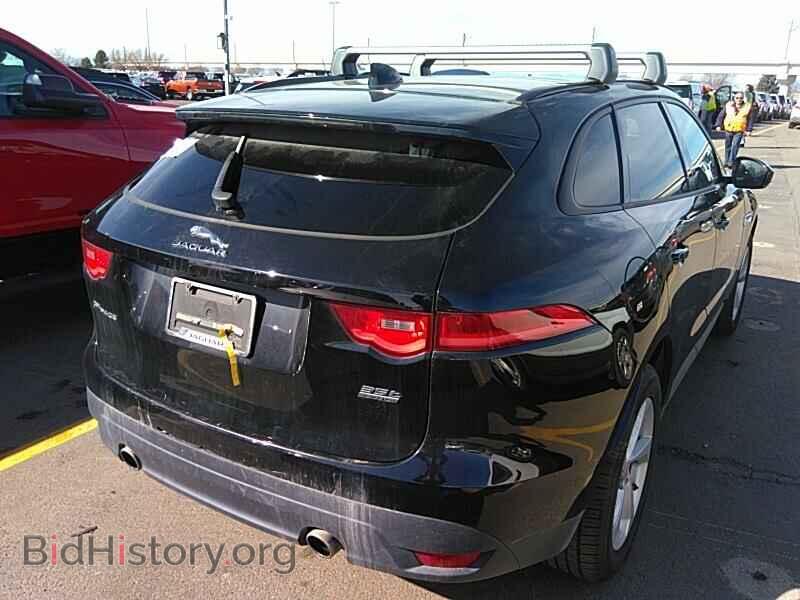 2017 Jaguar F-PACE - VIN: SADCJ2BV3HA489633 - Фото 2