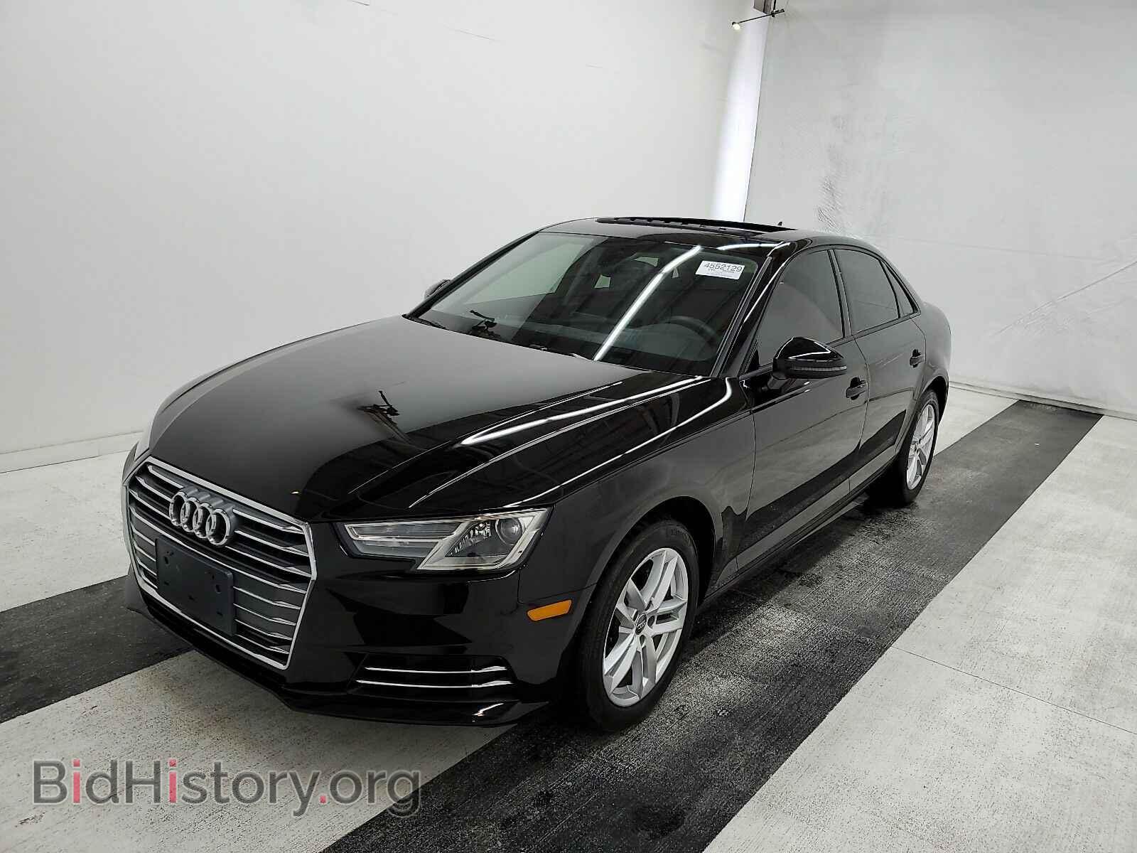 Photo WAUGMAF49HN068876 - Audi A4 2017