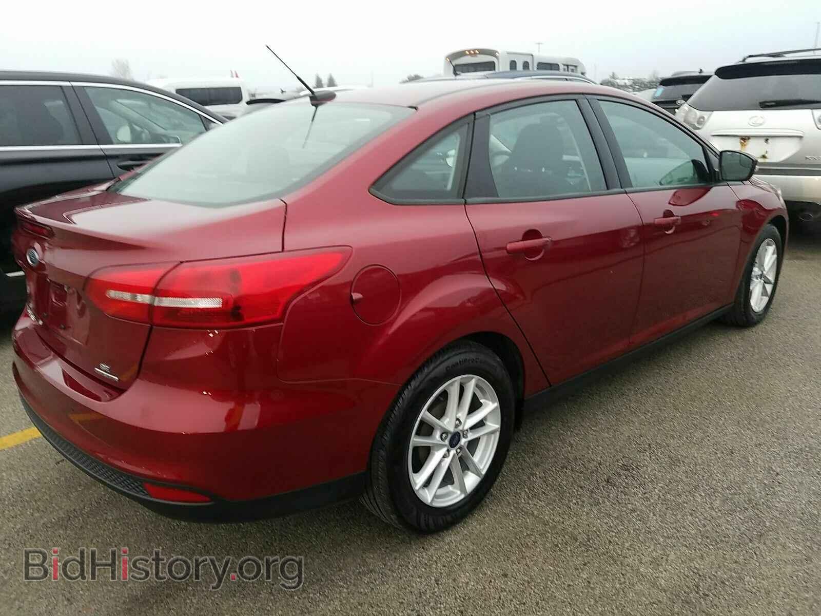 2016 Ford Focus - VIN: 1FADP3F20GL358088 - Фото 2