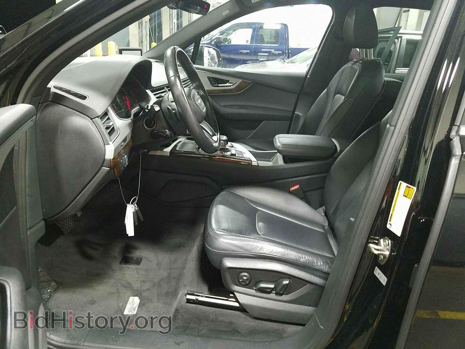 2017 Audi Q7 - VIN: WA1AHAF75HD041357 - Фото 3