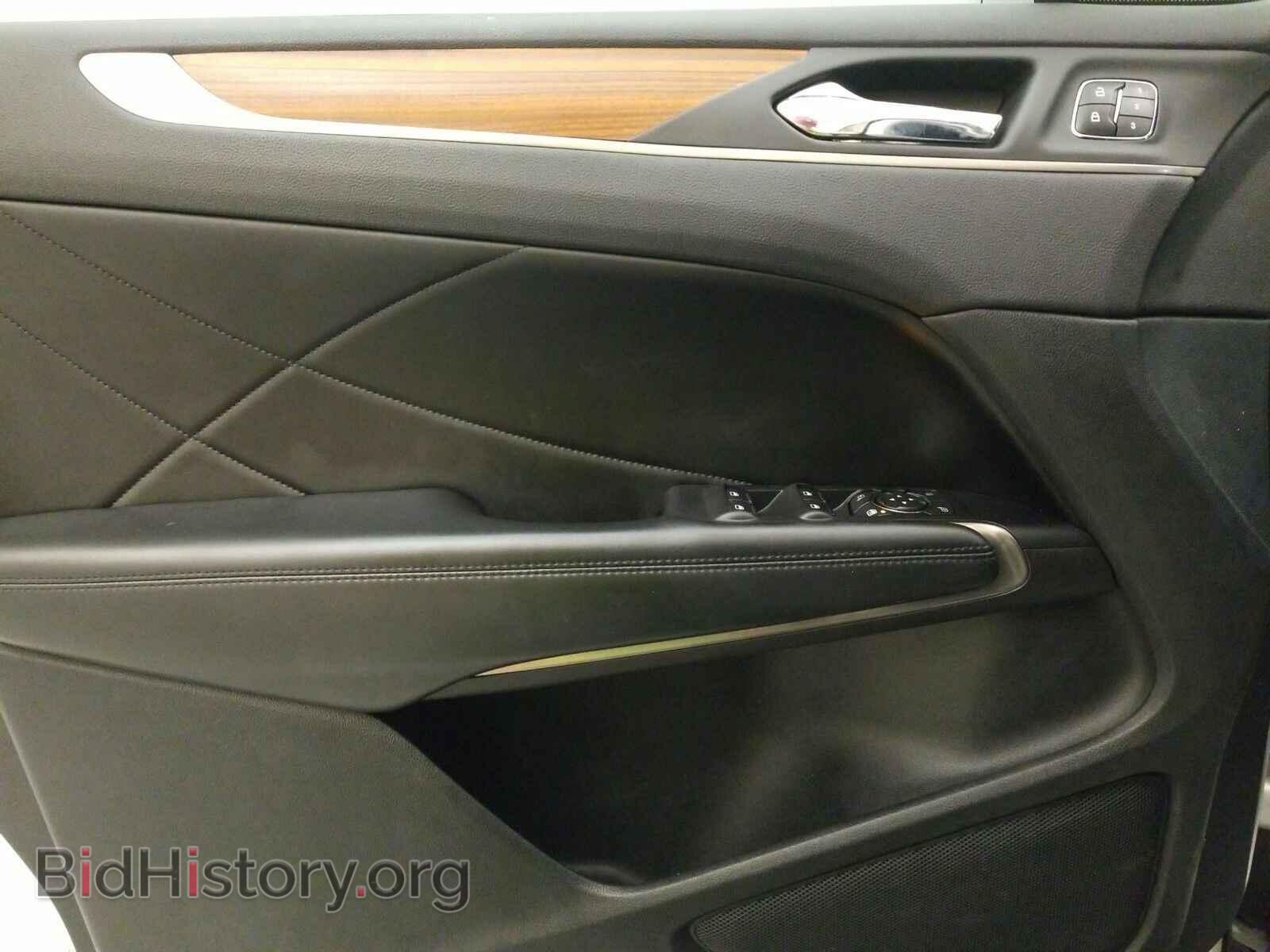 2017 Lincoln MKC - VIN: 5LMCJ3D96HUL45972 - Фото 9