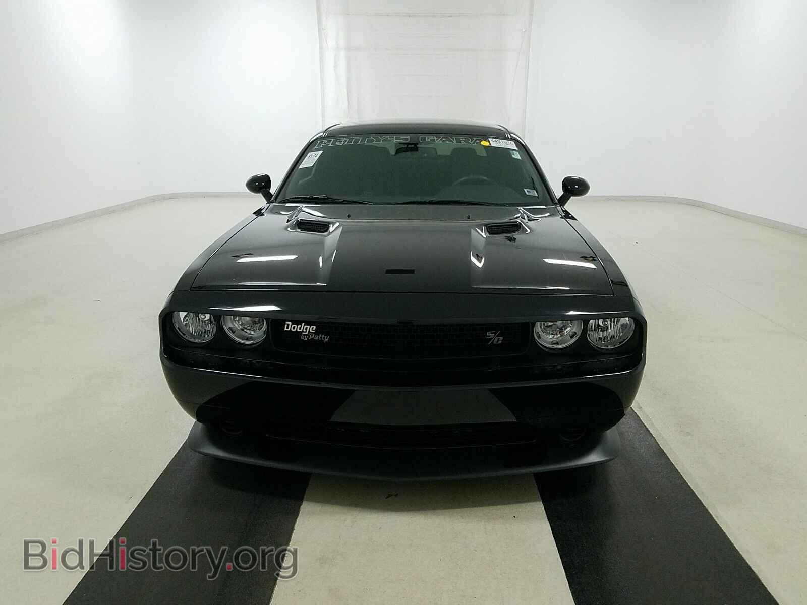 2013 Dodge Challenger - VIN: 2C3CDYDJ4DH687914 - Photo 2