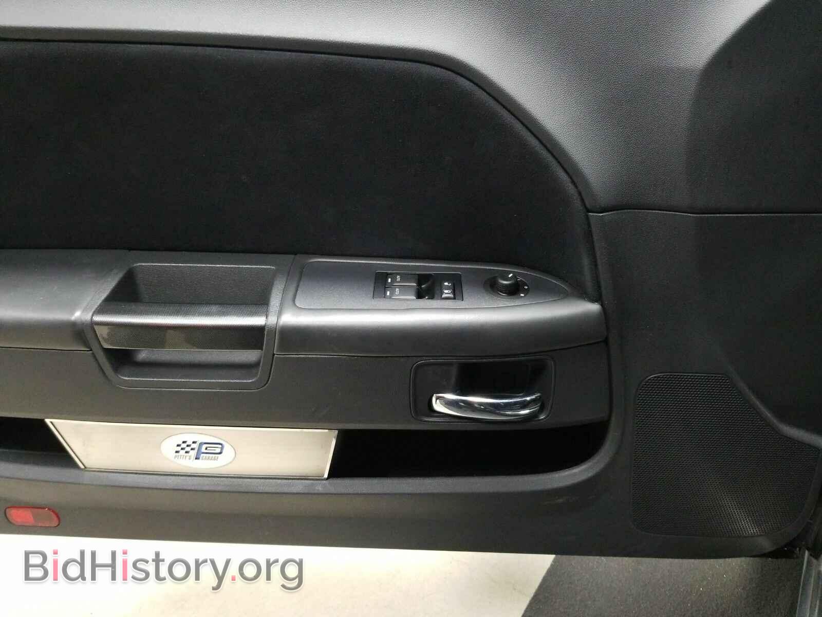 2013 Dodge Challenger - VIN: 2C3CDYDJ4DH687914 - Photo 9
