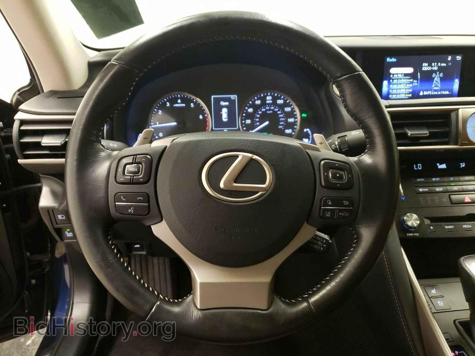 2017 Lexus IS - VIN: JTHBA1D2XH5051672 - Фото 10