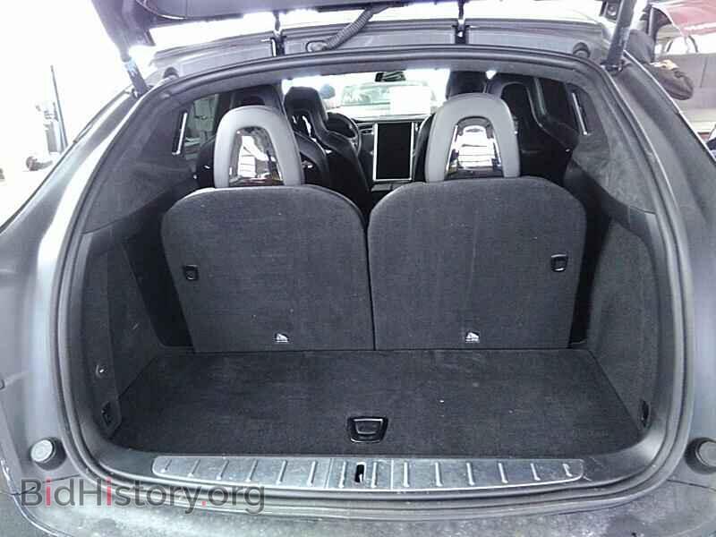 2016 Tesla Model X - VIN: 5YJXCBE26GF025542 - Photo 7