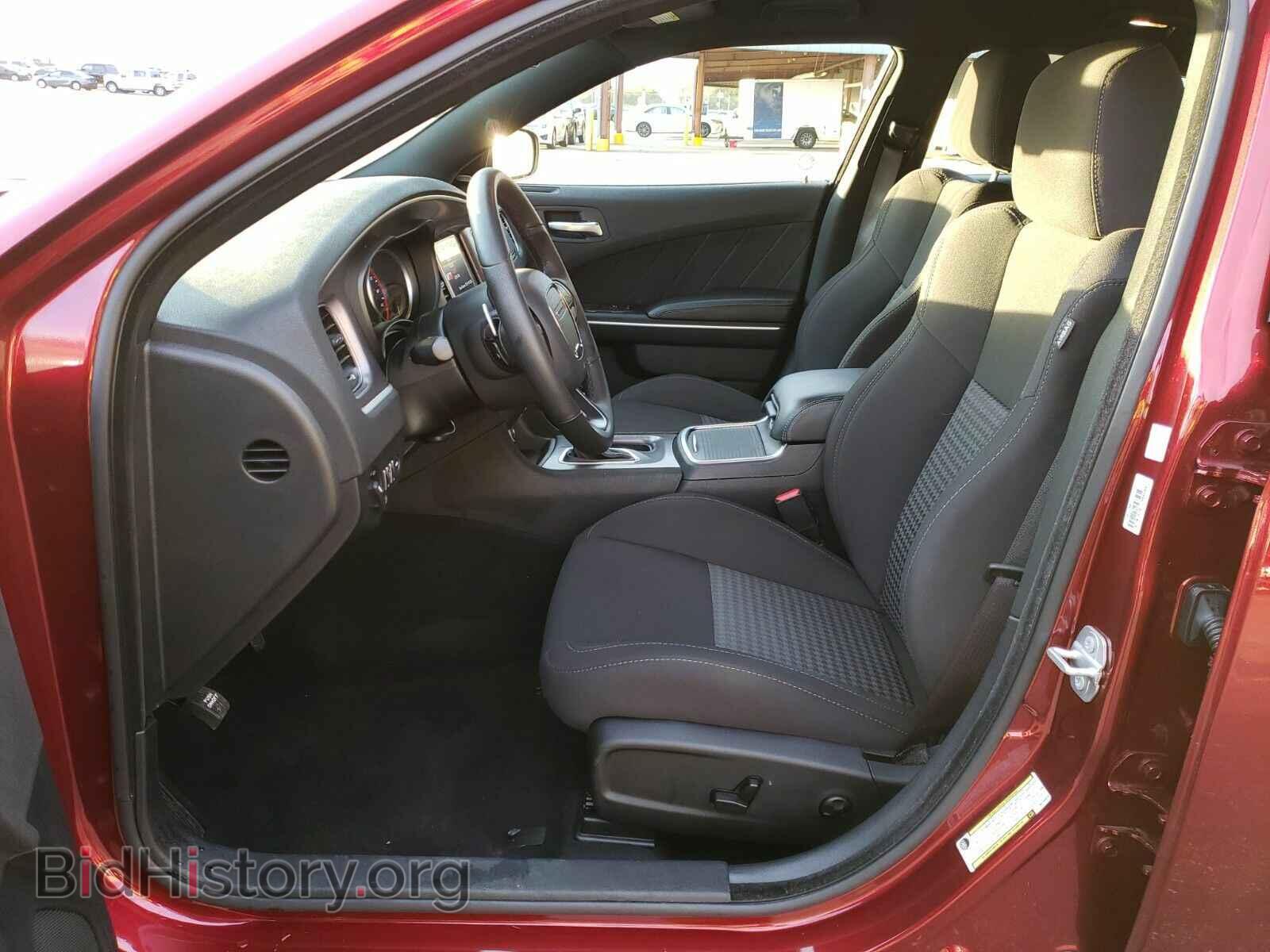 2019 Dodge Charger - VIN: 2C3CDXHG4KH706628 - Photo 3