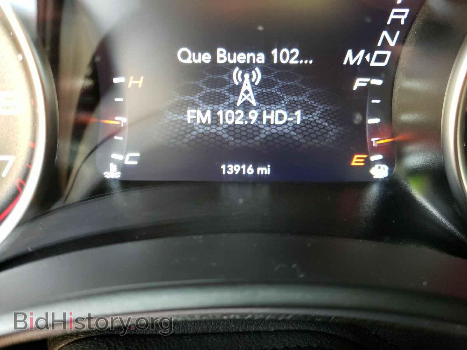 2019 Dodge Charger - VIN: 2C3CDXHG4KH706628 - Photo 5