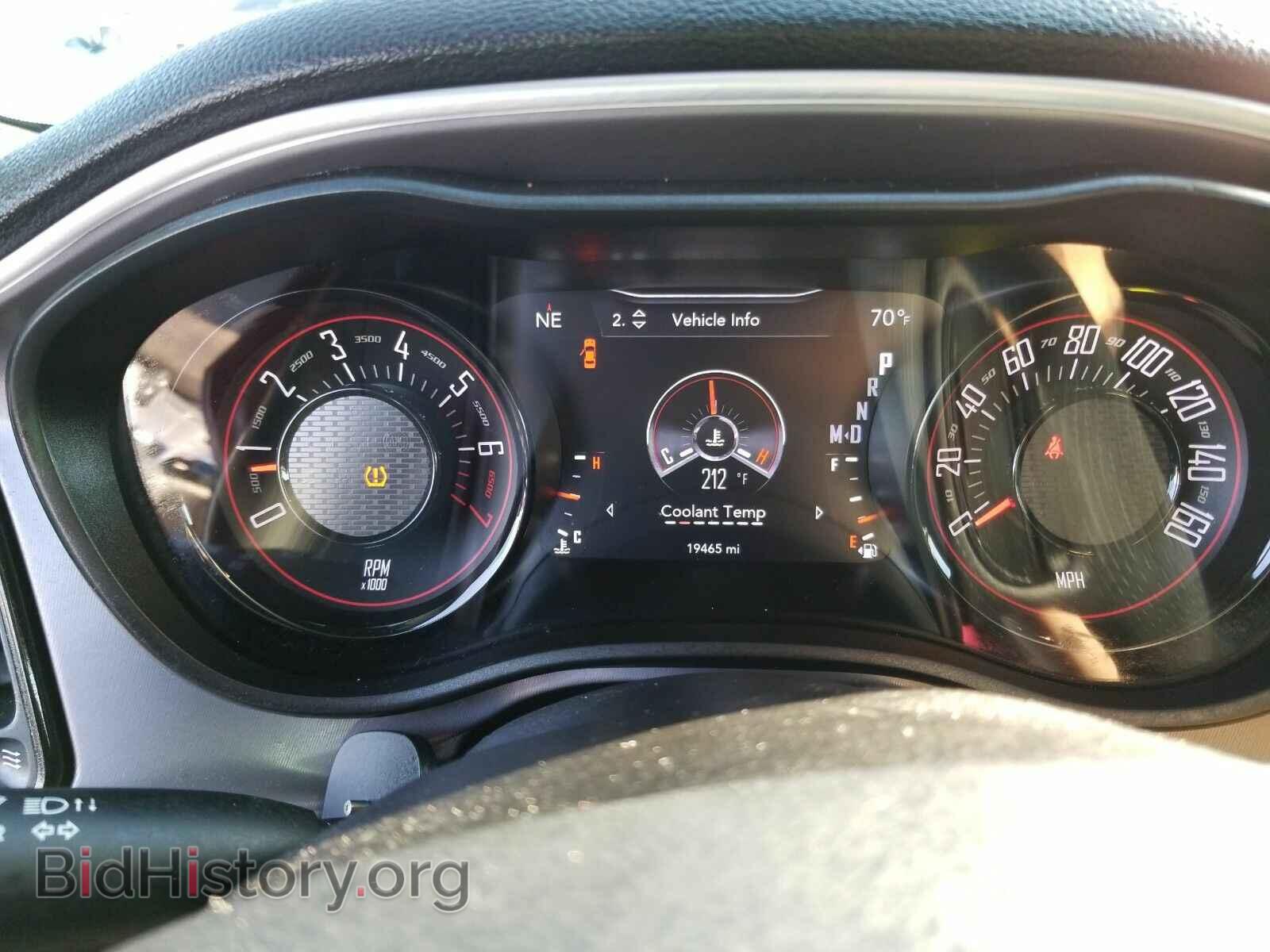 2019 Dodge Challenger - VIN: 2C3CDZAG6KH596137 - Фото 5
