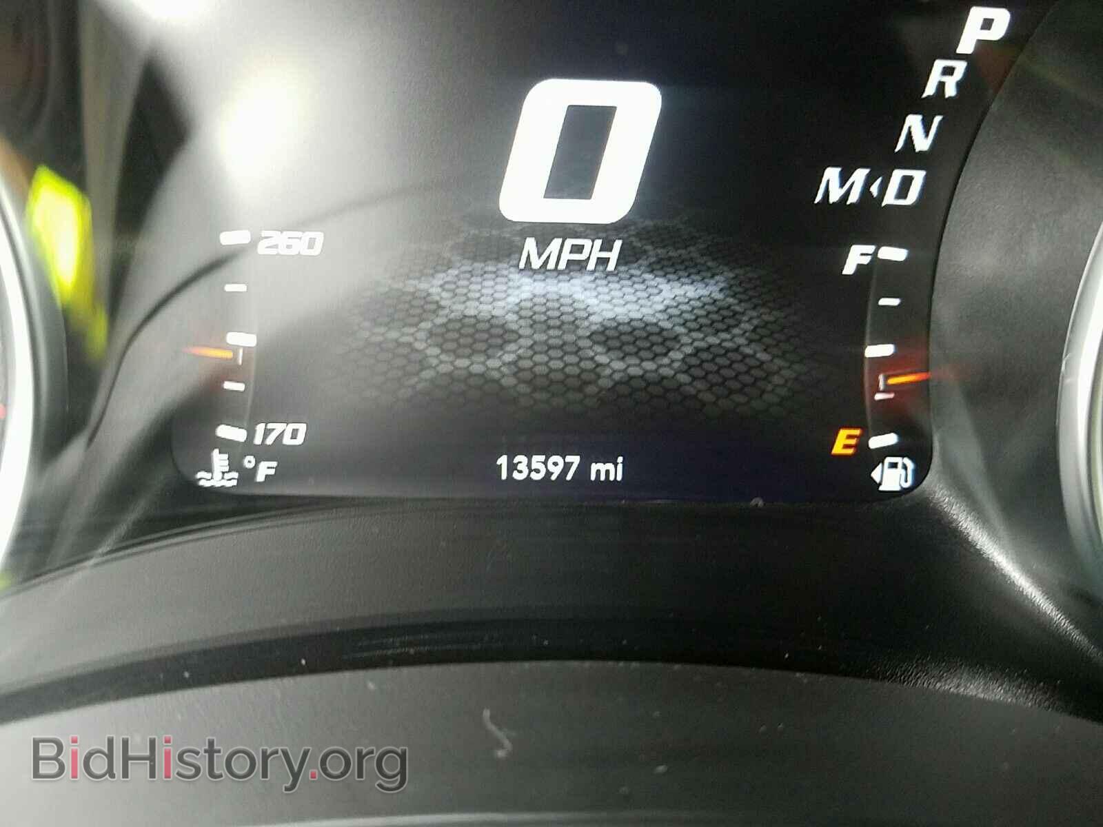 2019 Dodge Charger - VIN: 2C3CDXGJ8KH738933 - Фото 5