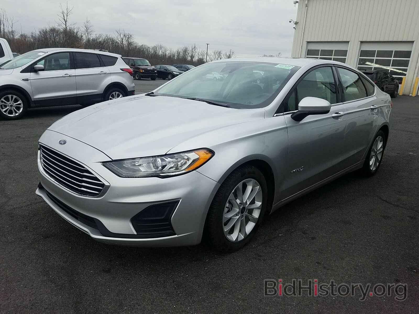 Photo 3FA6P0LU7KR187413 - Ford Fusion Hybrid 2019