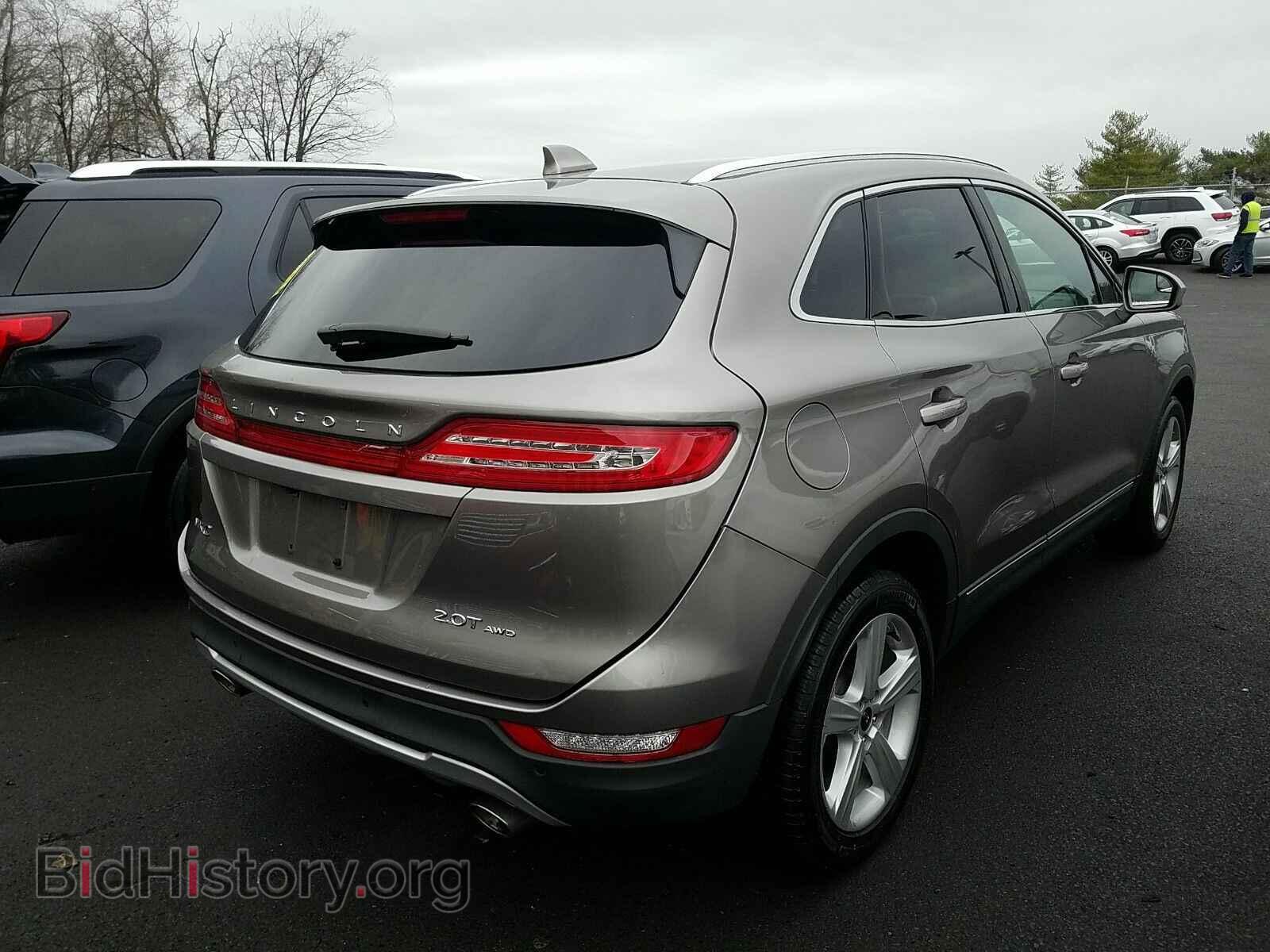 2017 Lincoln MKC - VIN: 5LMCJ1D96HUL22132 - Фото 2