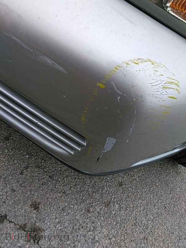 2004 Cadillac DeVille - VIN: 1G6KD54Y74U254266 - Photo 11