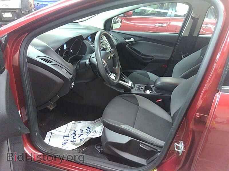 2014 Ford Focus - VIN: 1FADP3K22EL166836 - Photo 3