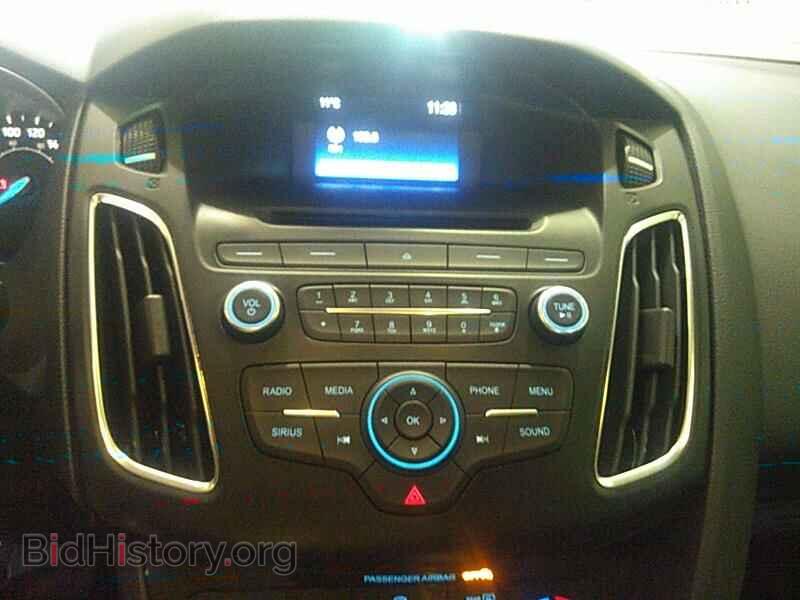 2016 Ford Focus - VIN: 1FADP3F21GL341851 - Фото 4