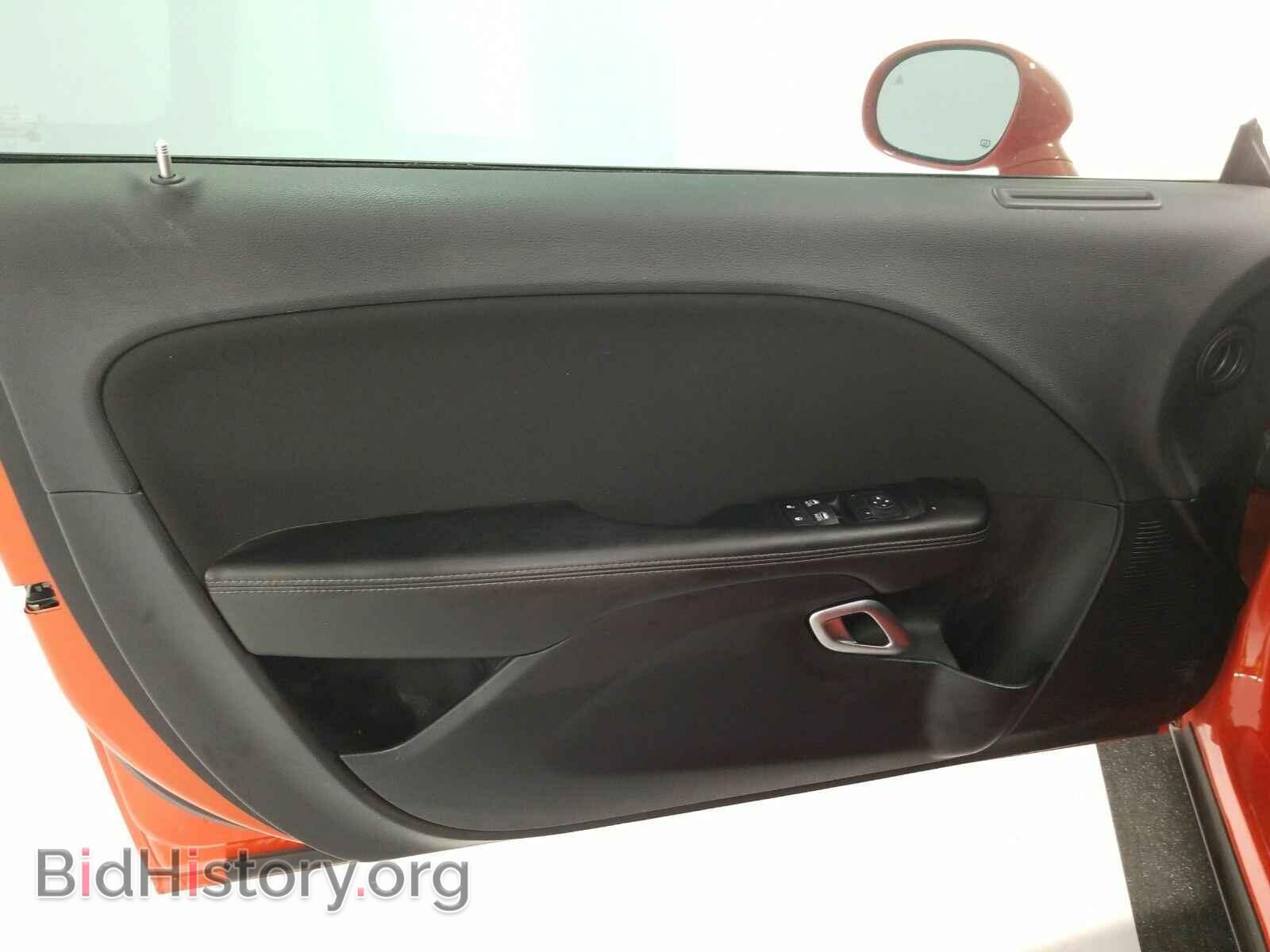 2016 Dodge Challenger - VIN: 2C3CDZAG6GH338322 - Photo 9
