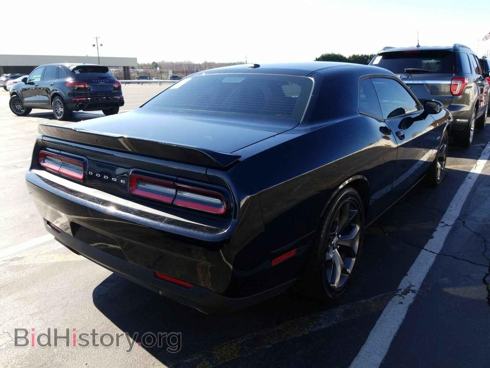 2019 Dodge Challenger - VIN: 2C3CDZBTXKH573570 - Фото 2