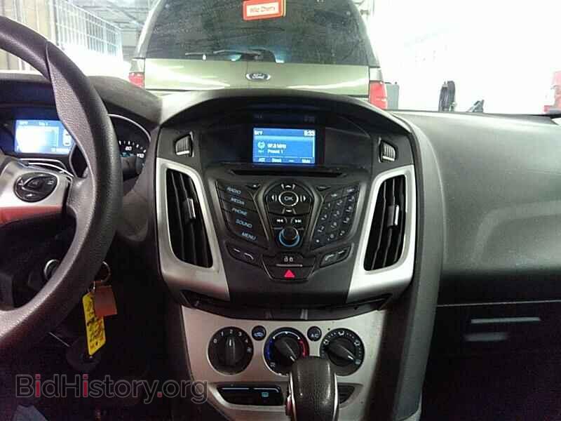 2014 Ford Focus - VIN: 1FADP3F27EL301951 - Фото 4
