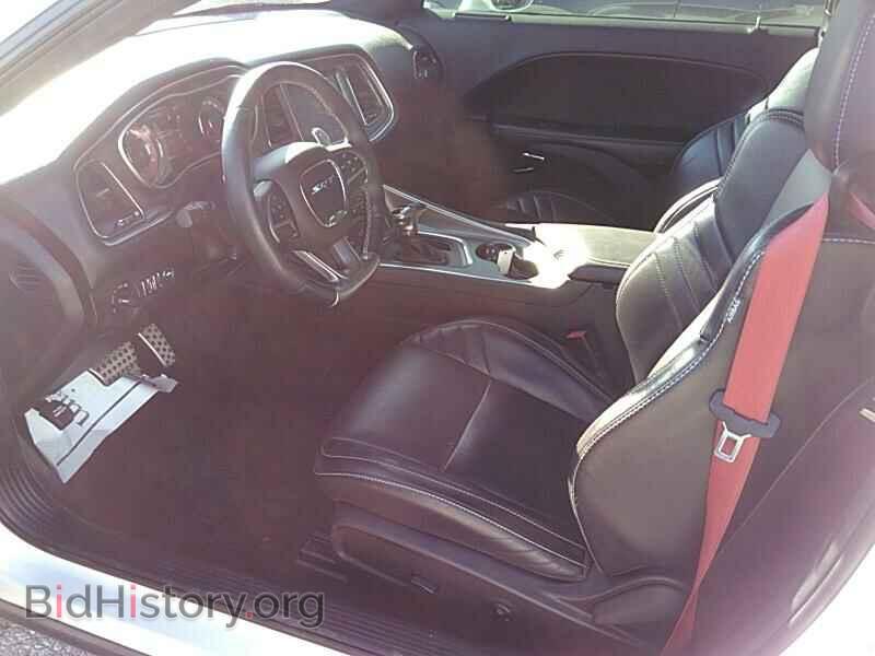 2016 Dodge Challenger - VIN: 2C3CDZC91GH157496 - Photo 3