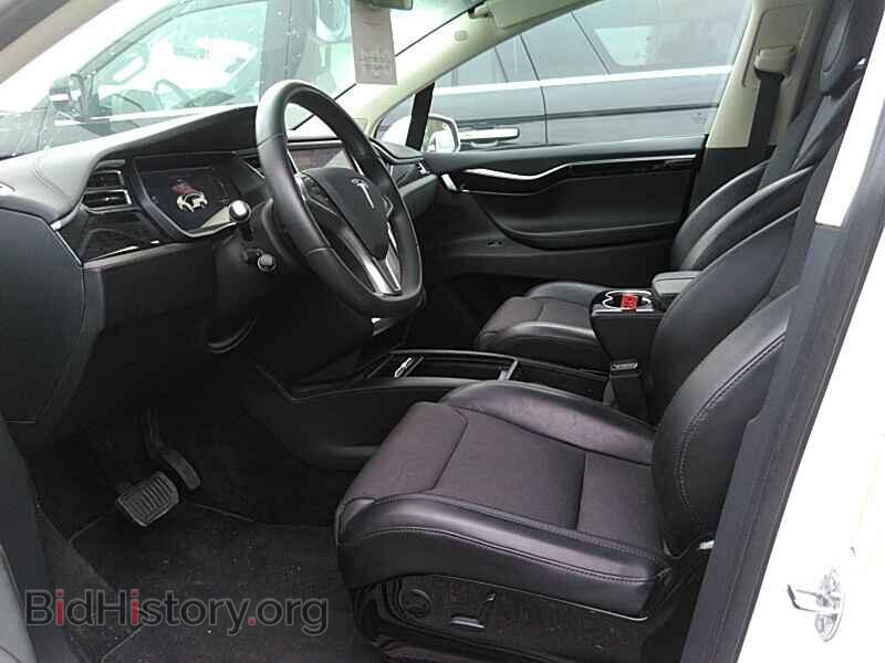 2016 Tesla Model X - VIN: 5YJXCAE21GF026706 - Photo 3