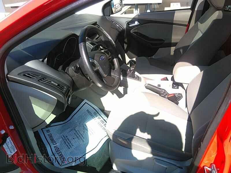 2013 Ford Focus - VIN: 1FADP3K26DL167678 - Фото 3