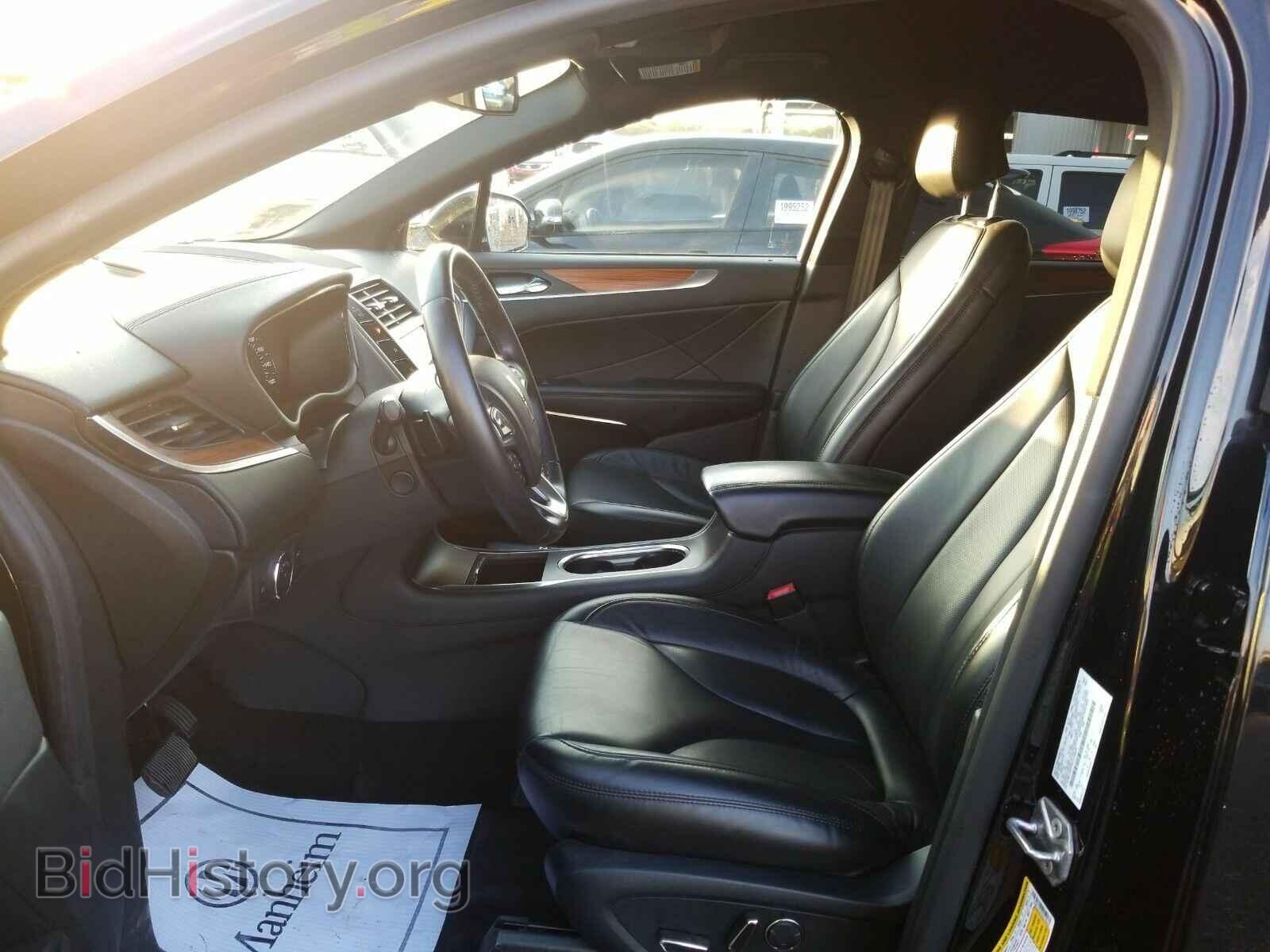 2019 Lincoln MKC - VIN: 5LMCJ2C97KUL42825 - Фото 3