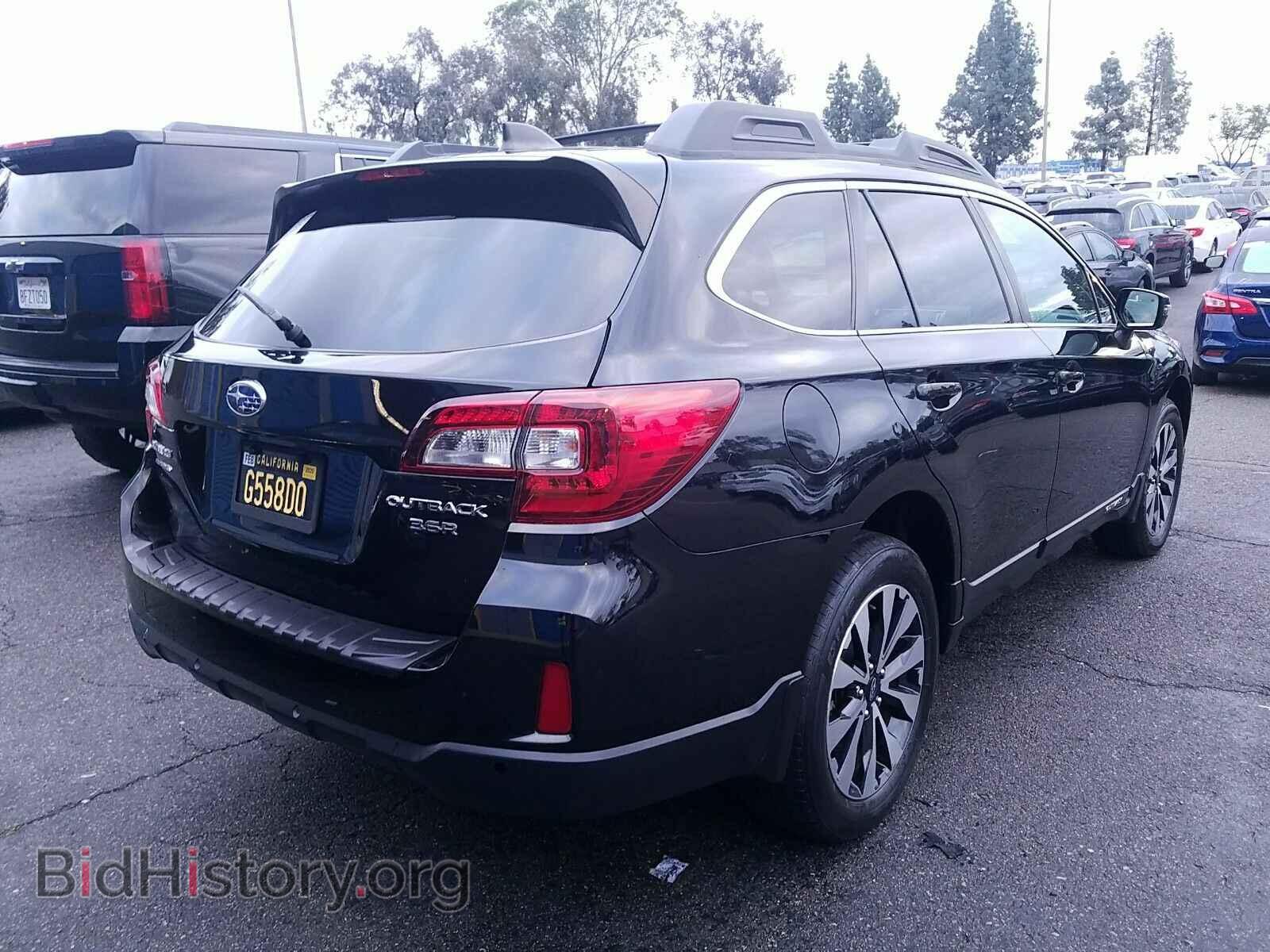 2017 Subaru Outback - VIN: 4S4BSENC6H3331819 - Фото 2