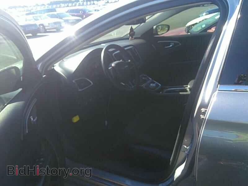 2016 Chrysler 200 - VIN: 1C3CCCAB0GN172665 - Фото 3