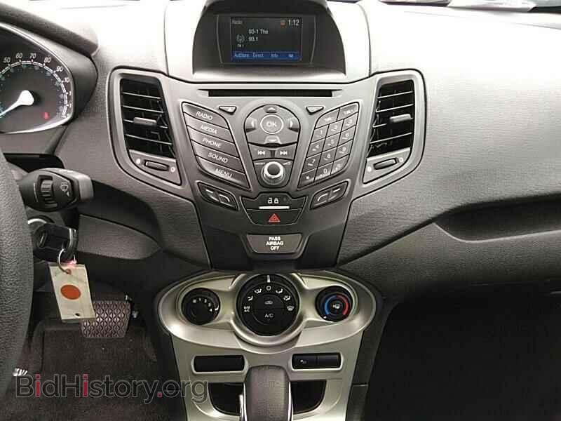 2018 Ford Fiesta - VIN: 3FADP4EJ3JM102113 - Фото 4