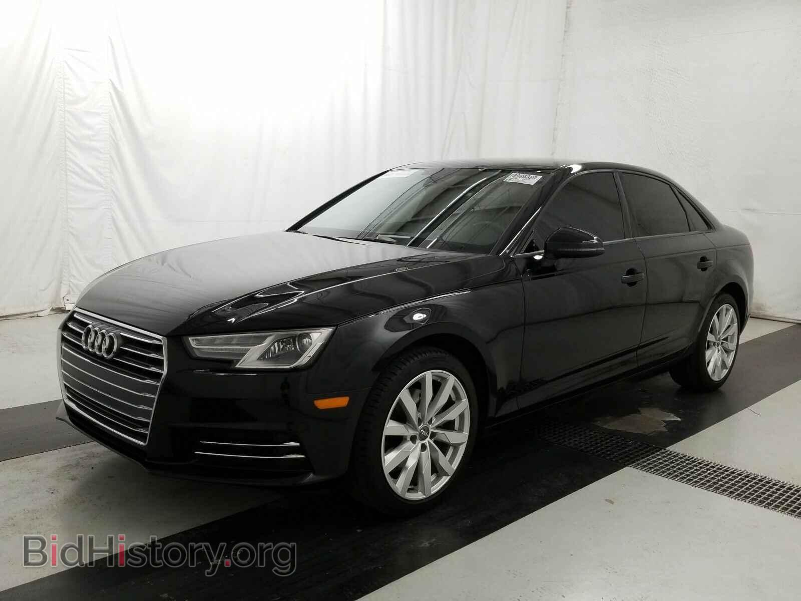 Photo WAUGMAF40HN043445 - Audi A4 2017