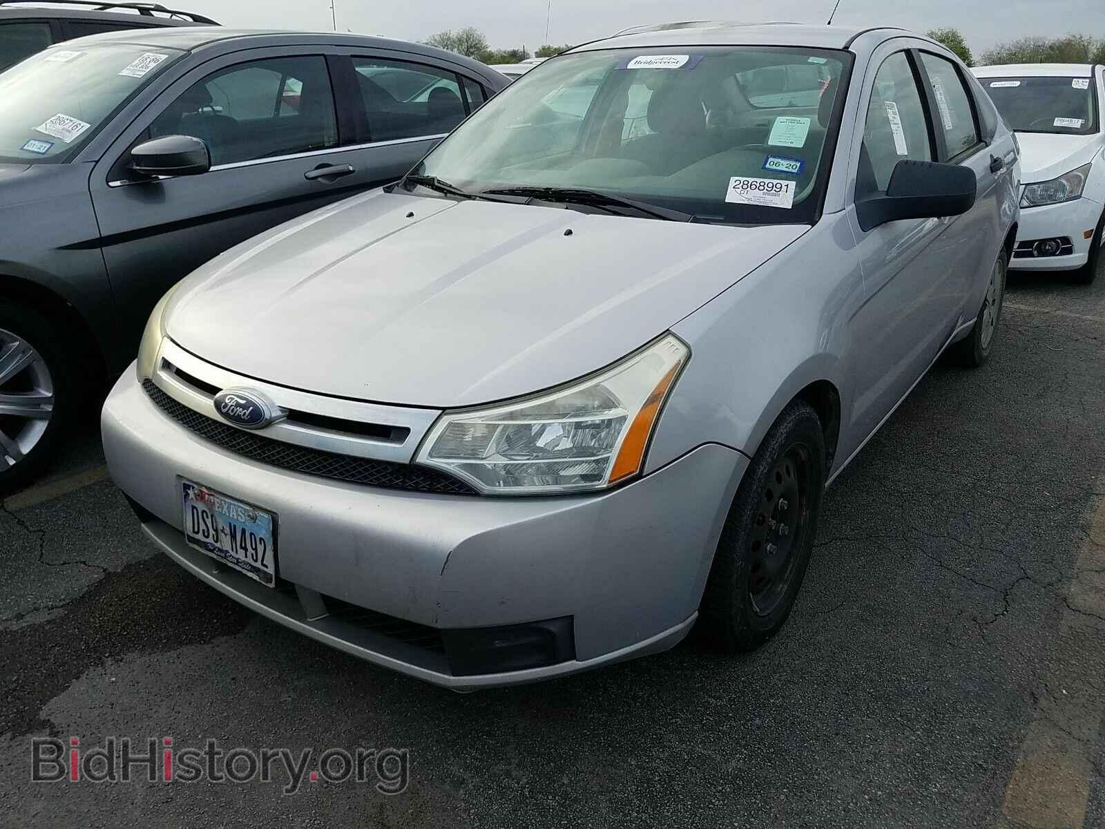 Фотография 1FAHP34N28W252529 - Ford Focus 2008