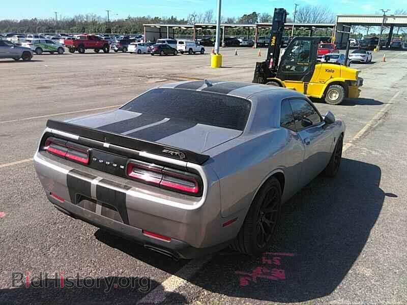 2016 Dodge Challenger - VIN: 2C3CDZC94GH335398 - Photo 2