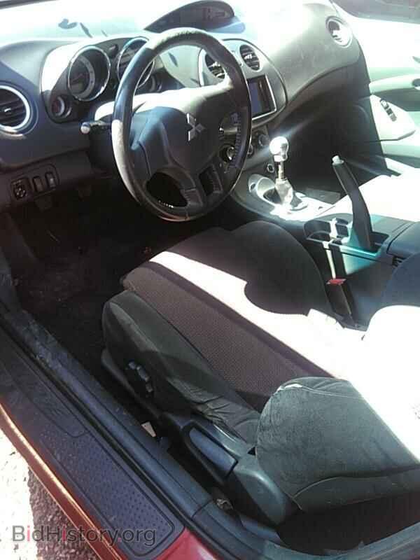 2011 Mitsubishi Eclipse - VIN: 4A31K5DF4BE003612 - Фото 3
