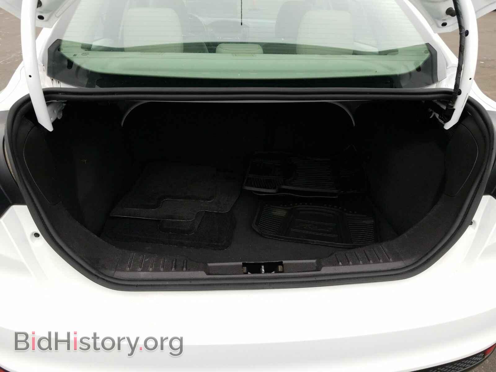 2016 Ford Focus - VIN: 1FADP3F25GL358295 - Photo 7