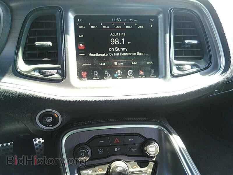 2016 Dodge Challenger - VIN: 2C3CDZFJ4GH345659 - Photo 4