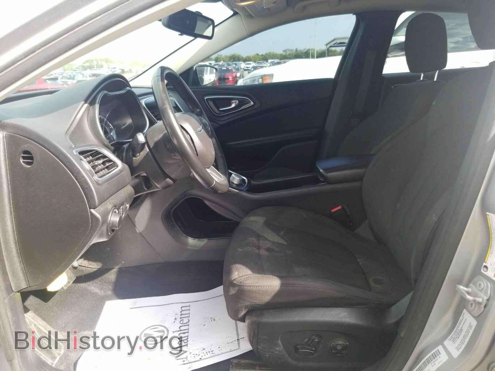 2016 Chrysler 200 - VIN: 1C3CCCAB6GN117136 - Фото 3