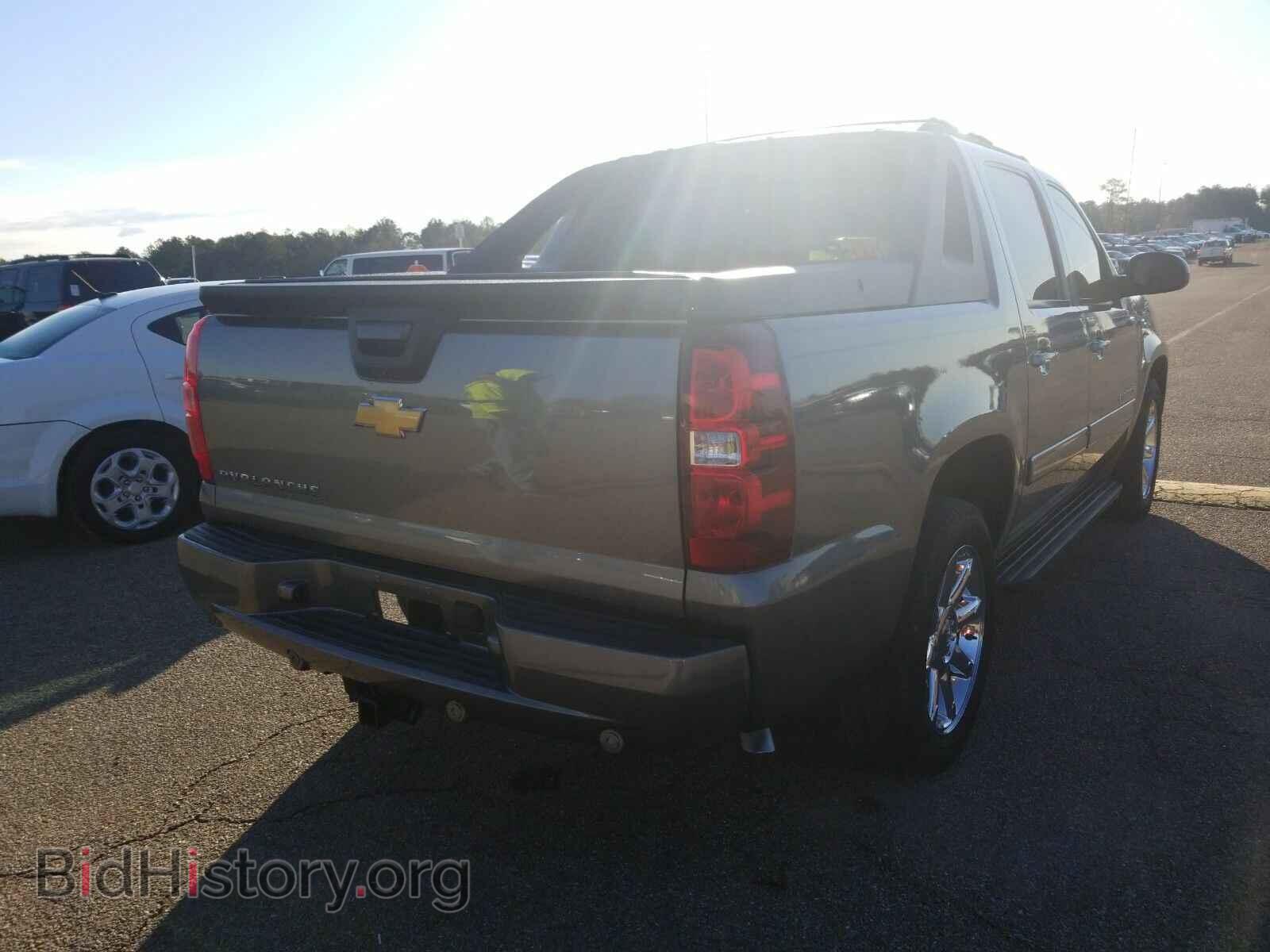 2012 Chevrolet Avalanche - VIN: 3GNMCEE01CG248943 - Фото 2