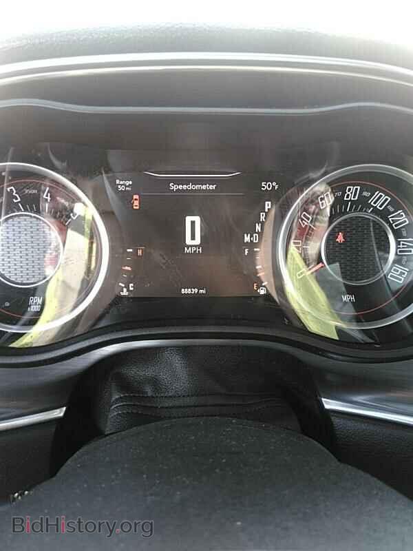 2015 Dodge Challenger - VIN: 2C3CDZAT7FH709192 - Фото 5