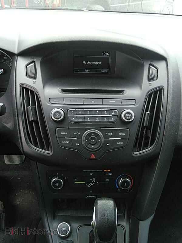 2015 Ford Focus - VIN: 1FADP3E26FL280755 - Фото 4