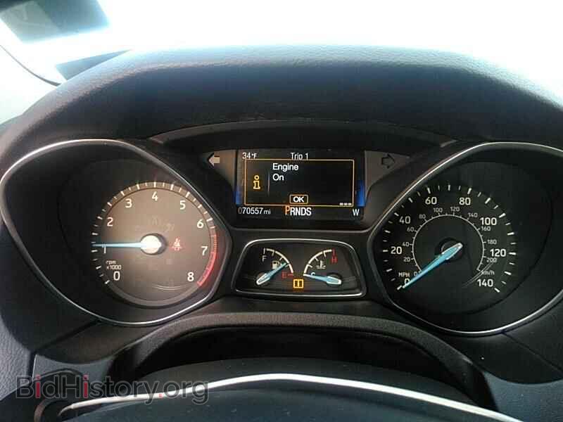 2016 Ford Focus - VIN: 1FADP3F25GL325703 - Photo 5
