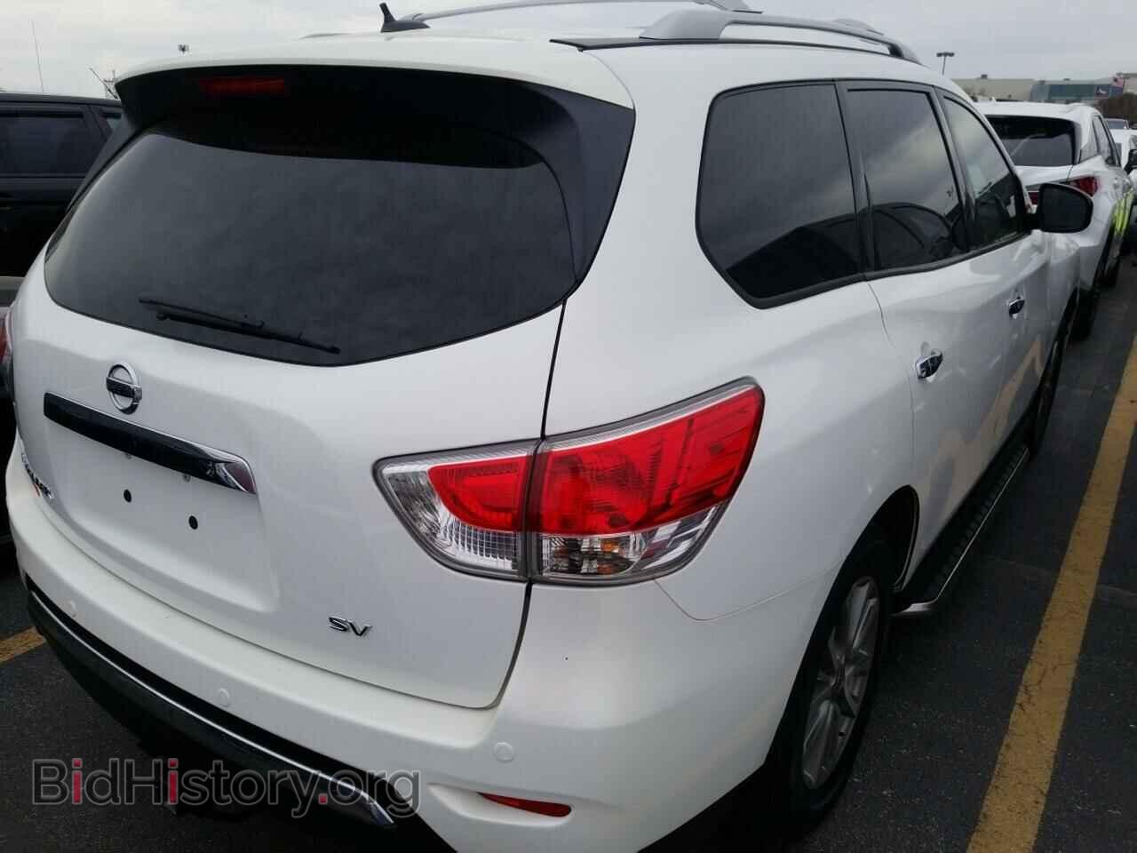 2013 Nissan Pathfinder - VIN: 5N1AR2MN0DC689968 - Photo 2